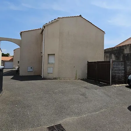 Maison T2 Wifi Parking Prive D'olonne 9mn A Pied Presidents Ferienhaus