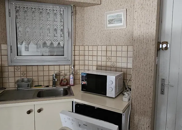 בית נופש Maison T2 Wifi Parking Prive D'olonne 9mn A Pied Presidents